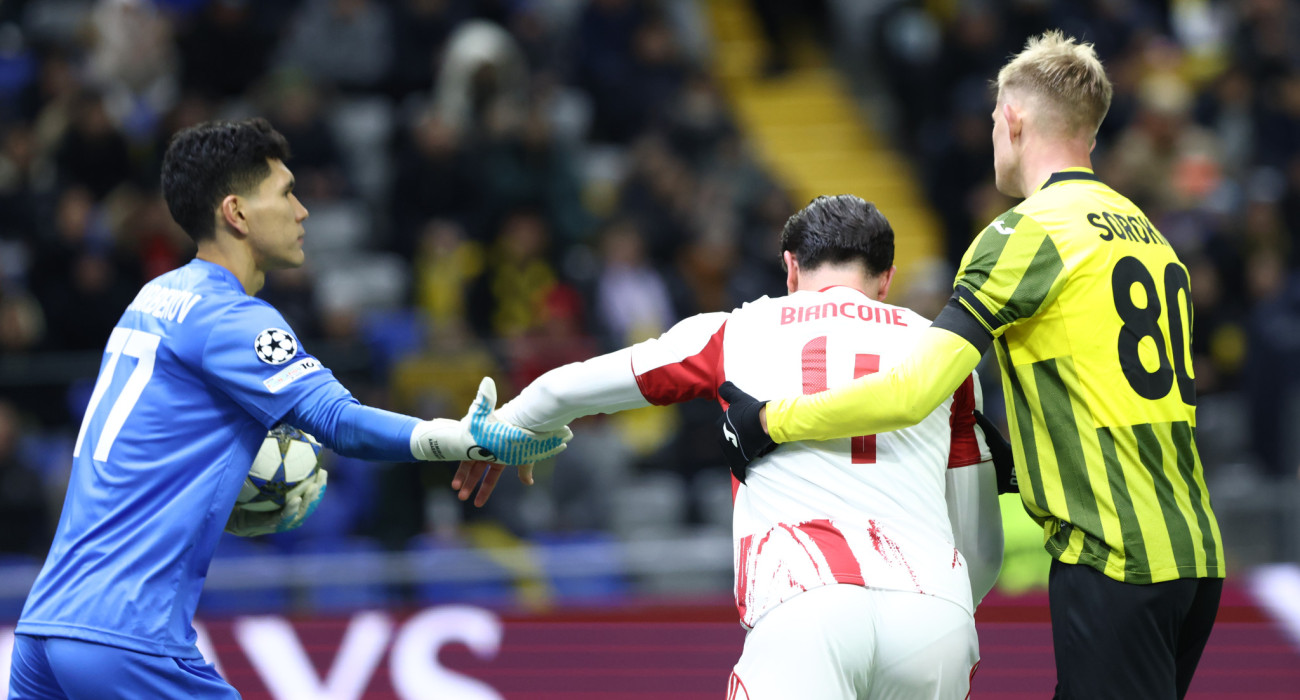 Ο Τεμιρλάν Αναρμπέκοφ κόντρα στον Ολυμπιακό / Πηγή: Intime