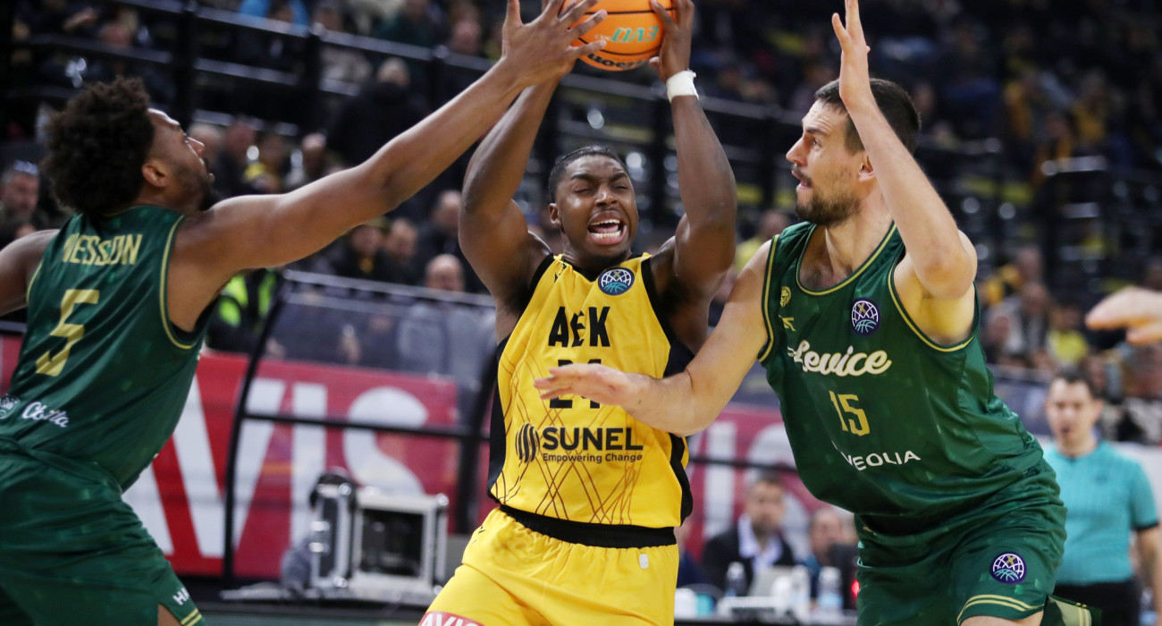 Η ΑΕΚ πήρε το... θρίλερ και «πέταξε» για τους 16 του BCL