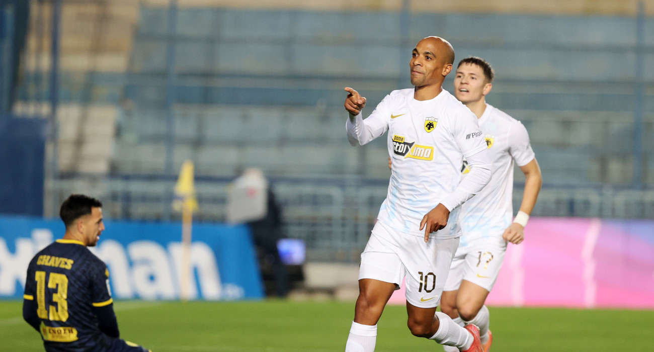 Ο Ζοάο Μάριο πανηγυρίζει / Πηγή: Intime