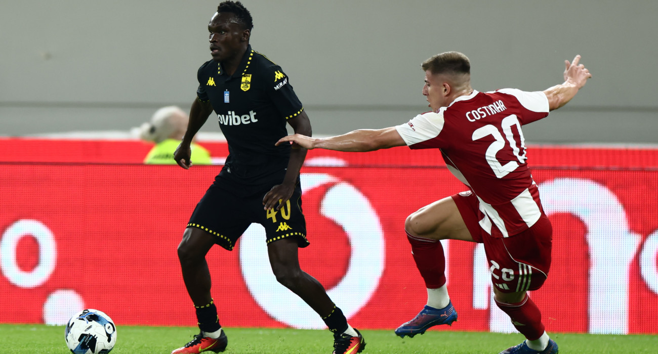 Ο Σίστο στο ματς με τον Ολυμπιακό/ Πηγή: Eurokinissi