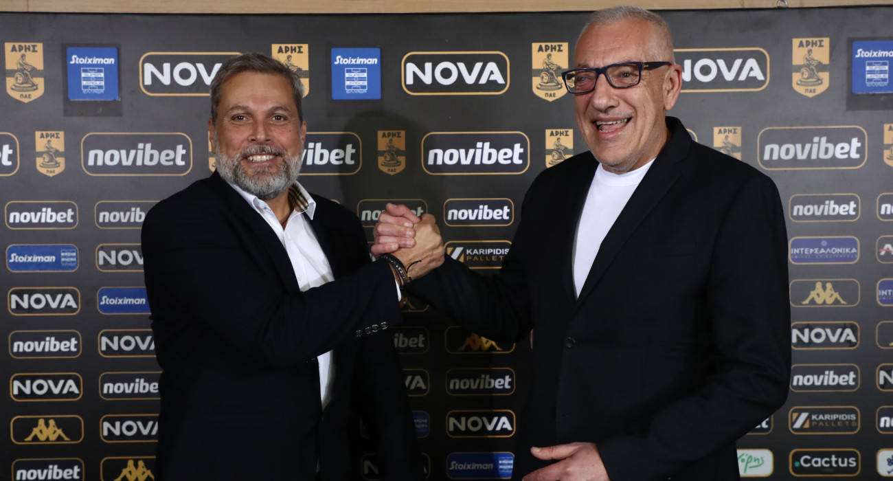 Ο Σ.ιμος Αιβαζίδης με τον Λευτέρη Αρβανίτη/Πηγή: Eurkinissi