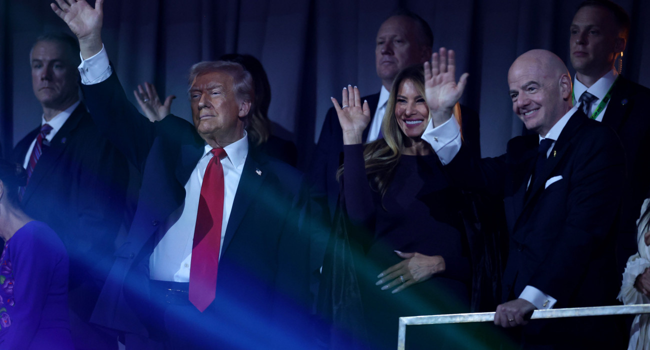 Ο Ντόναλντ Τραμπ, η Μελάνια και ο Τζιάνι Ινφαντίνο, Πηγή: Michael Regan - FIFA/FIFA via Getty Images/Ideal Images