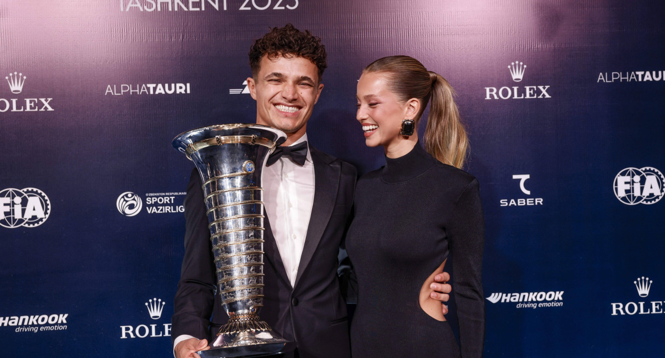 Ο Νόρις και η σύντροφός του/ Πηγή: IMAGO / PsnewZ