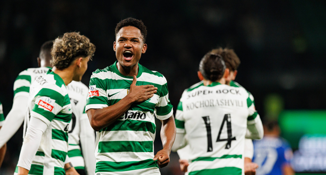 Ποδοσφαιριστές της Σπόρτινγκ πανηγυρίζουν / Πηγή: Imago