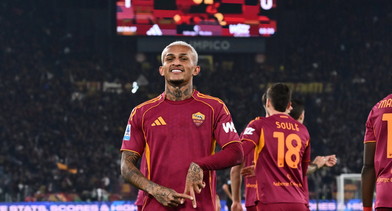 Ο Γουέσλι Φράνκα της Ρόμα πανηγυρίζει / Πηγή: Imago