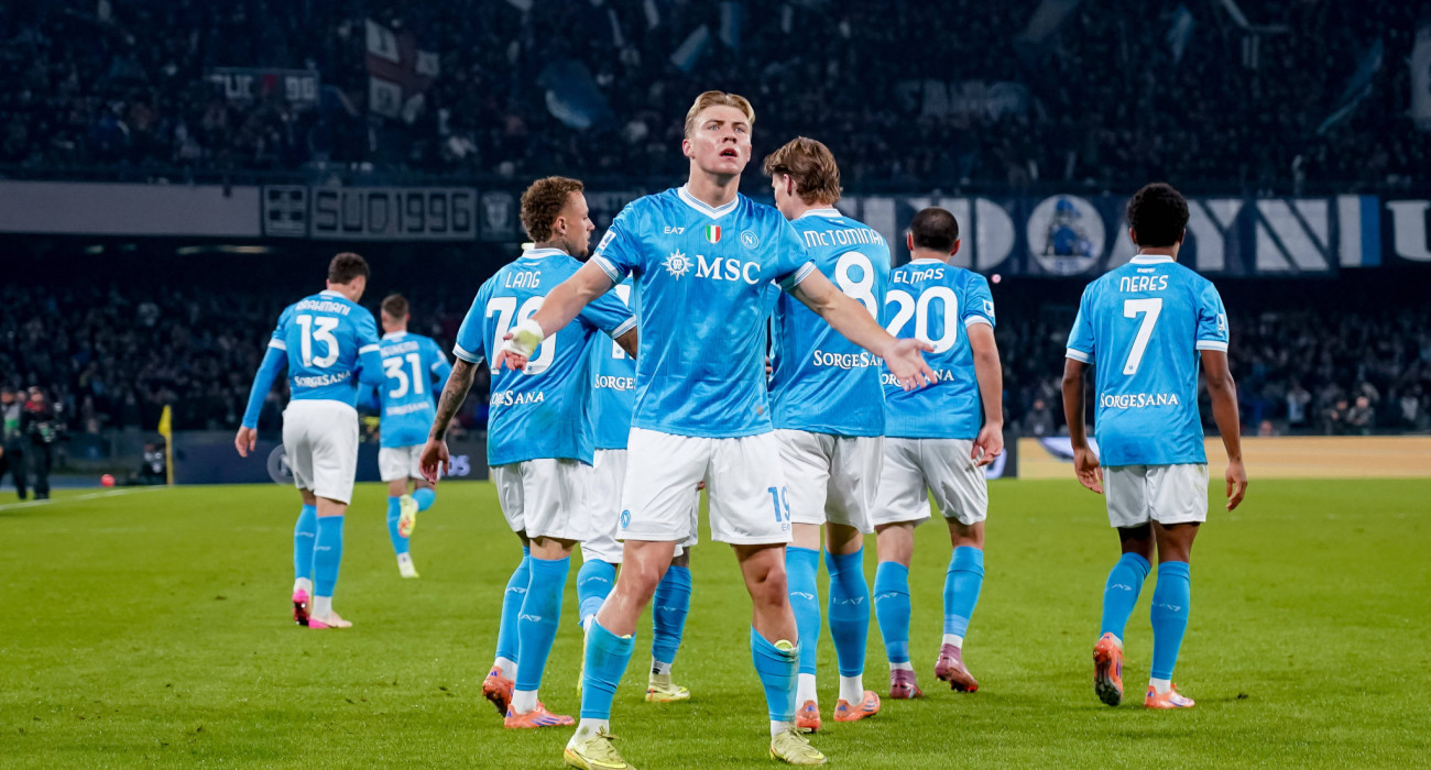 Ο Ράσμους Χόιλουντ της Νάπολι πανηγυρίζει / Πηγή: Imago