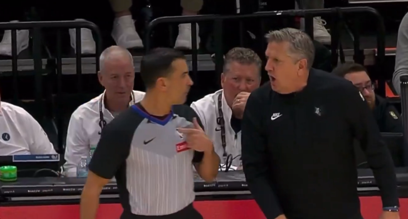 «Σκάσε φίλε, έκανες δύο λάθη και το ξέρεις γ@μώτο»: Απίστευτο ξέσπασμα του Φιντς κατά διαιτητή (video)