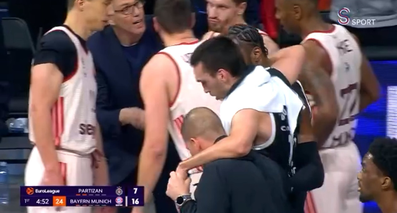 Σοκ με Ποκουσέφσκι - Τραυματίστηκε και τον κουβάλησαν για να βγει από το παρκέ! (video)