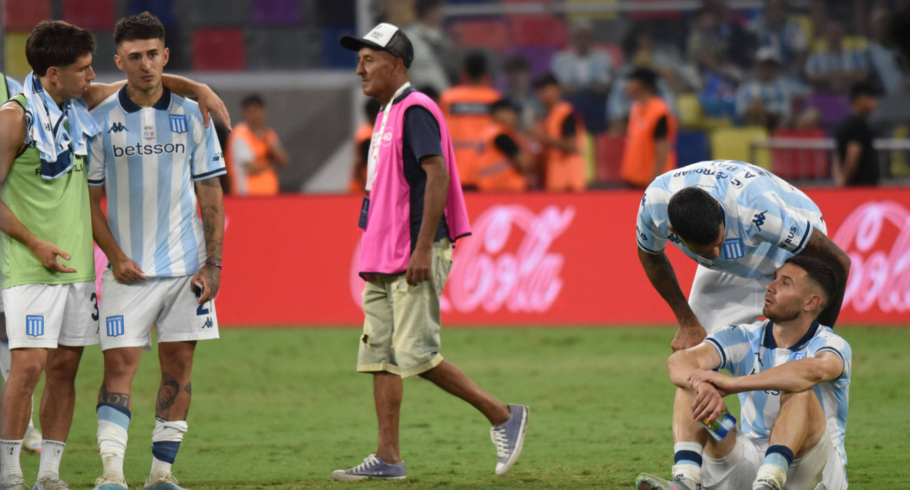 Οι απογοητευμένοι παίκτες της Ρασίνγκ/Πηγή: Imago