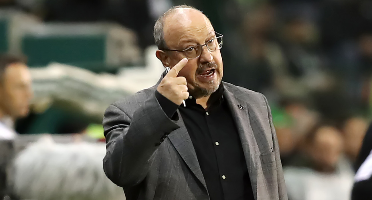 Ο Ράφα Μπενίτεθ σε στιγμιότυπο από τον αγώνα του Παναθηναϊκού με την ΑΕΚ - ΠΗΓΗ: Eurokinissi