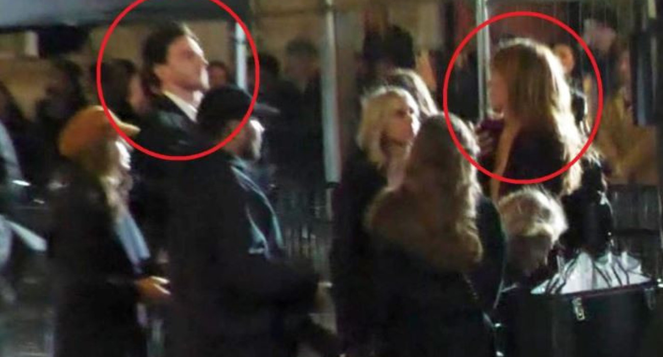 Ο Ντέκλαν Ράις φτάνοντας στα Fashion Awards/Screenshot