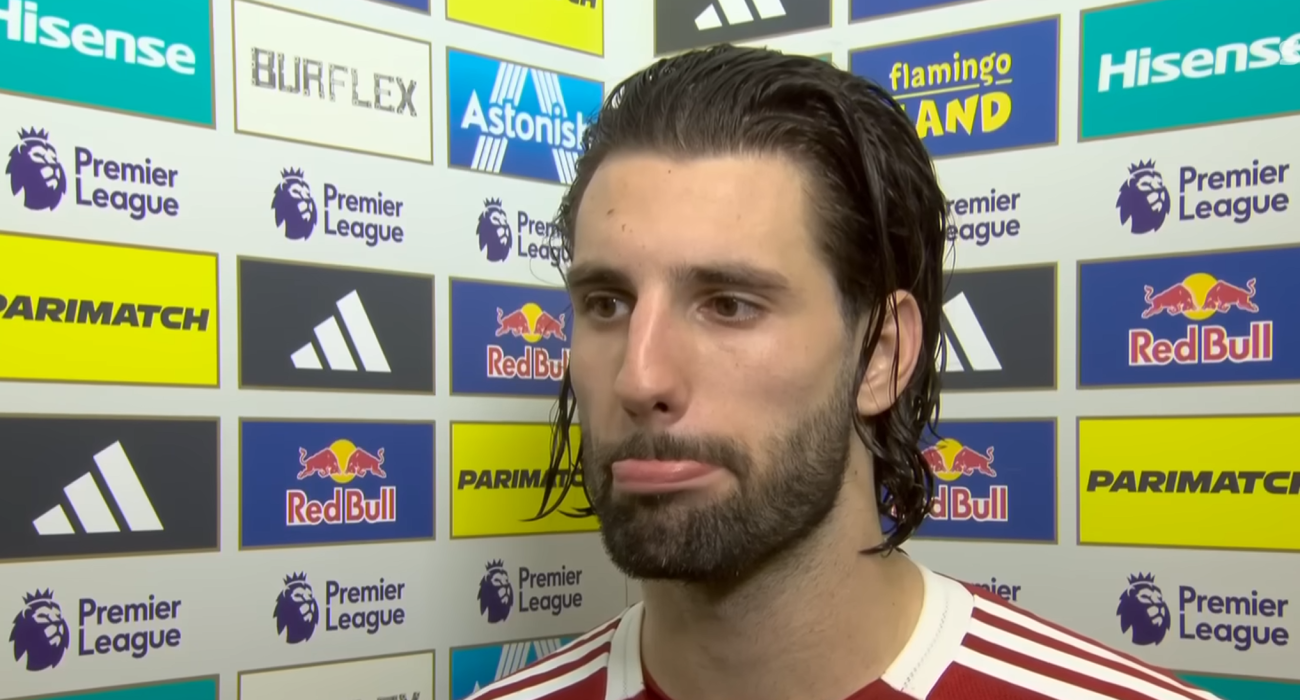 Ο Ντόμινικ Σόμποσλαι / Screenshot