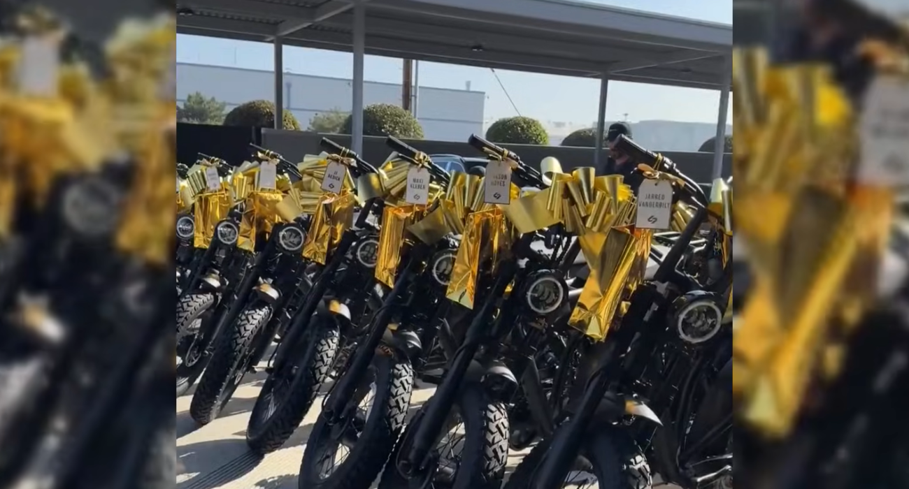 Το δώρο του Λούκα Ντόντσιτς στους Λείκερς / source: screenshot