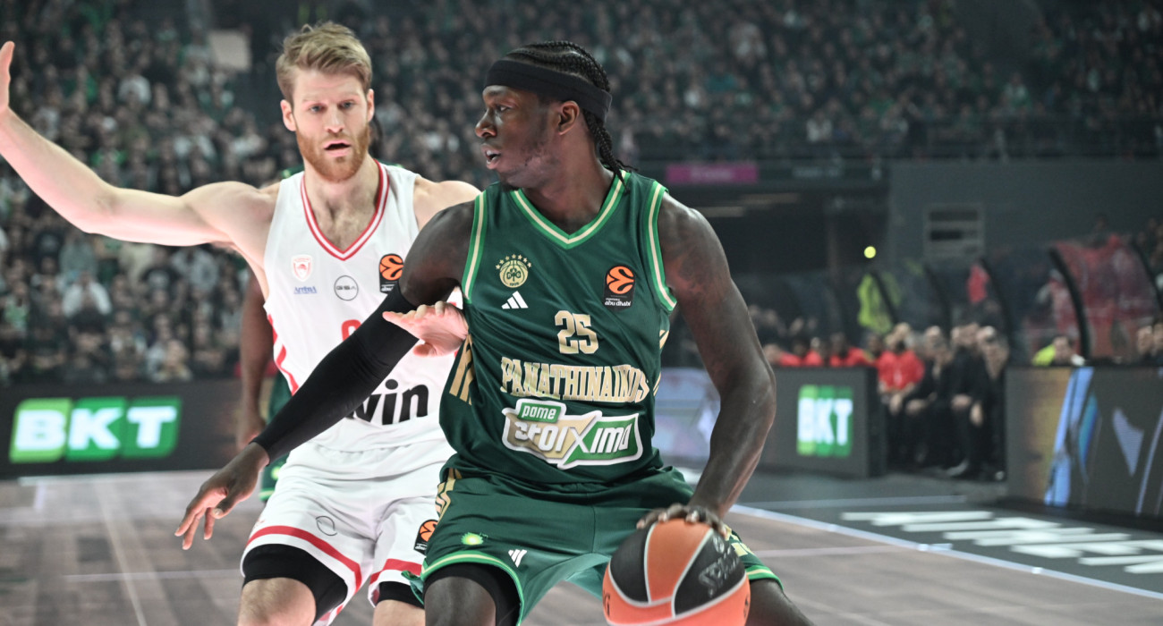 Ο Κέντρικ Ναν με τον Τόμας Γουόκαπ/Βαγγέλης Στόλης