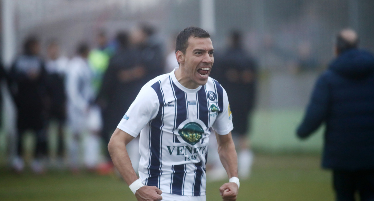 Ο Μίλος Ντέλετιτς πανηγυρίζει με τον Ηρακλή / Πηγή: Intime