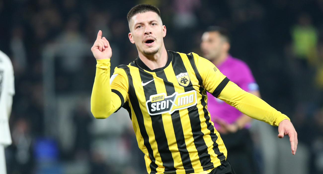 Ο Λούκα Γιόβιτς πανηγυρίζει /Πηγή: Ιntime