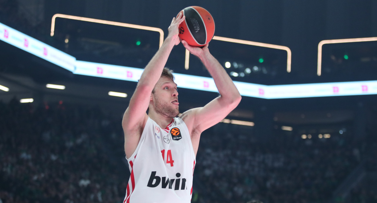 Αταμάν: «Συγχαρητήρια στον Βεζένκοφ, εμείς παίζαμε χωρίς πάουερ φόργουορντ!»