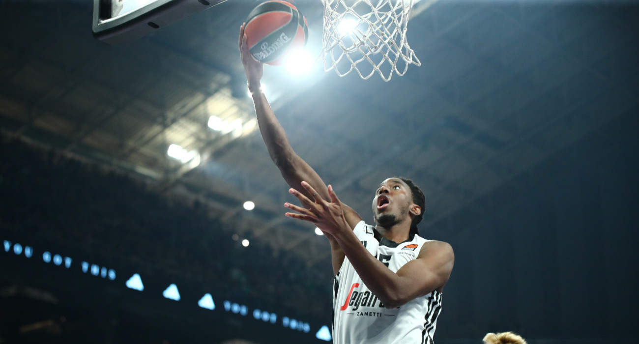 Ο Νικολα Ακέλε εναντίον το Παναθηναικου / πηγή: eurokinissi