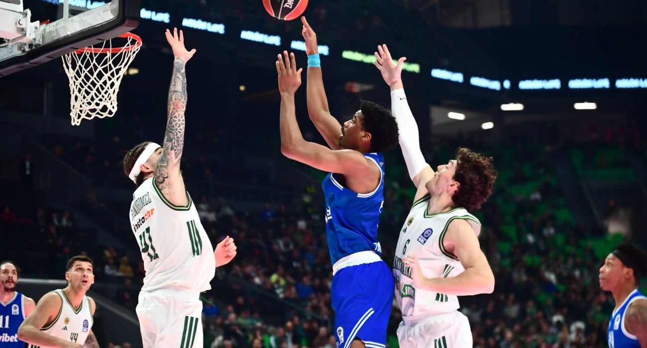 Στιγμιότυπο στο παιχνίδι ανάμεσα σε Ηρακλή και Παναθηναϊκό, Πηγή: Eurokinissi