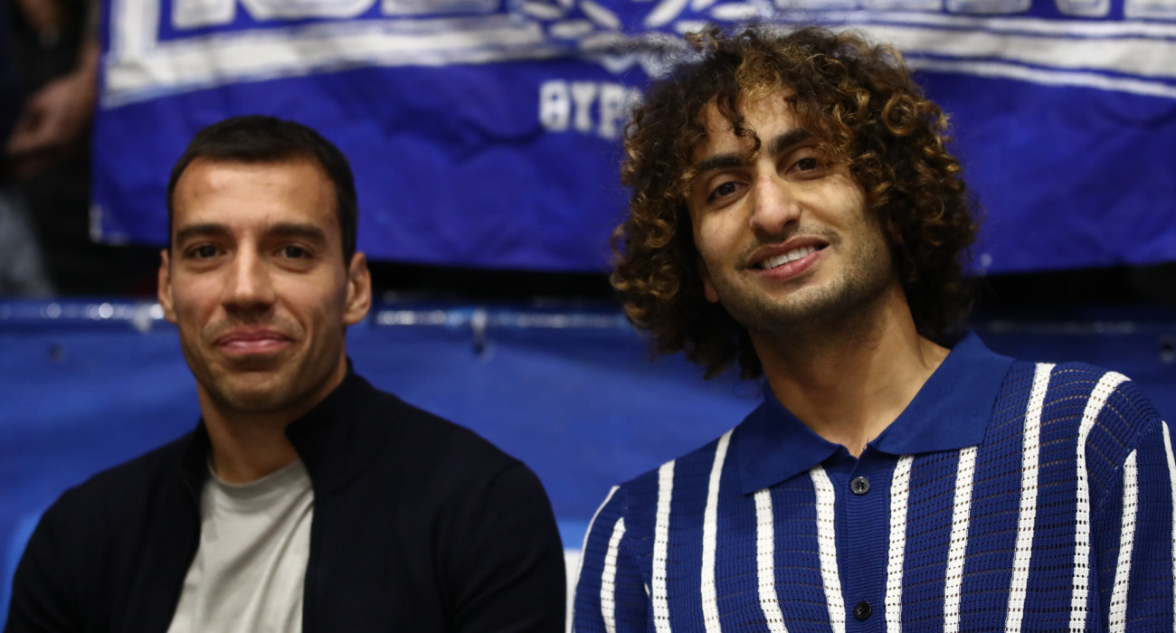 Ο Αμρ Ουάρντα με τον Μίλος Ντέλετιτς, Πηγή: Eurokinissi