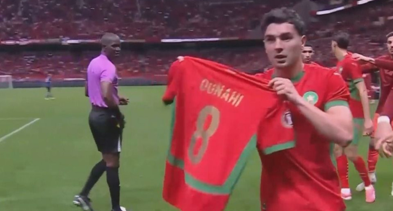 Ο Μπραχίμ Ντίαθ αφιερώνει το γκολ του στον Αζεντίν Ουναΐ / Screenshot