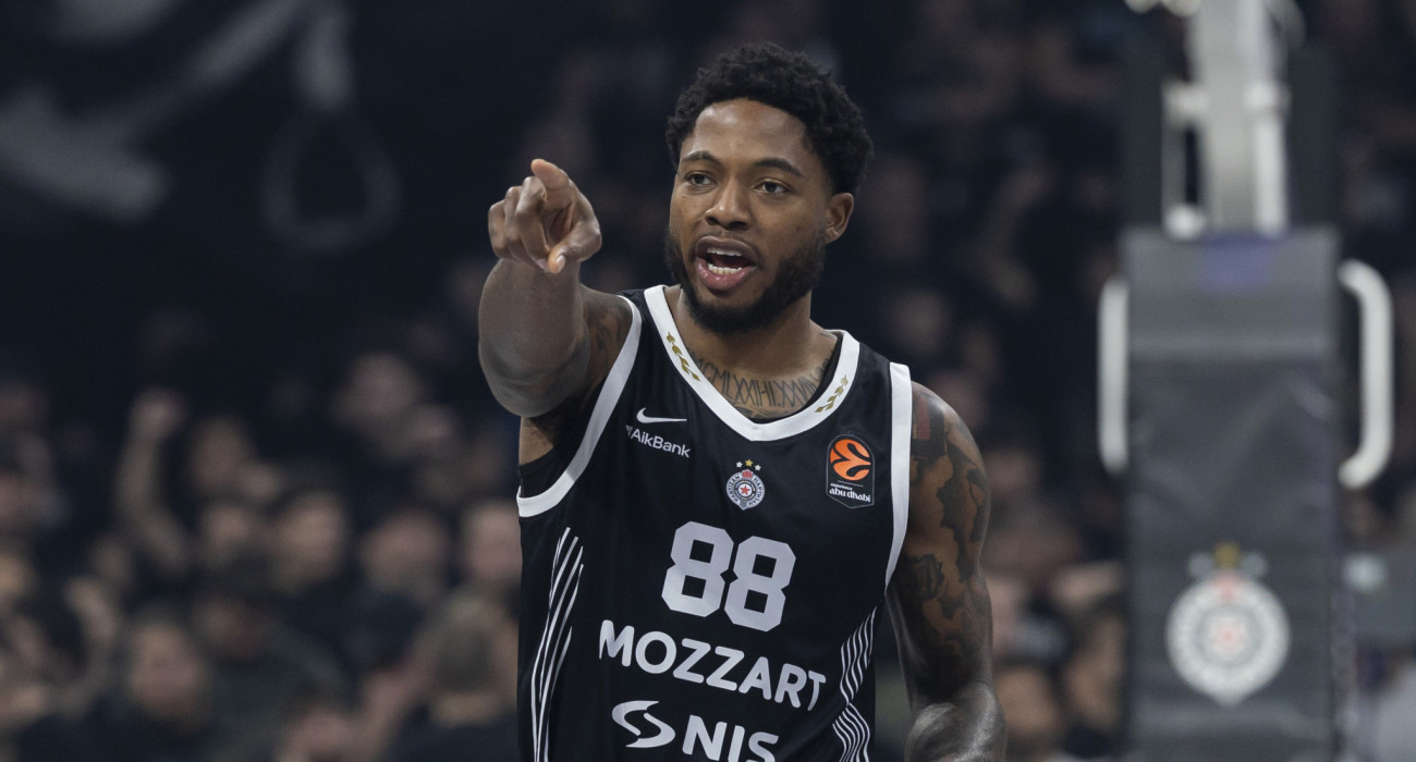 Ο Ταϊρίκ Τζόουνς με τη φανέλα της Παρτίζαν / Πηγή: Srdjan Stevanovic / Euroleague Basketball via Getty Images