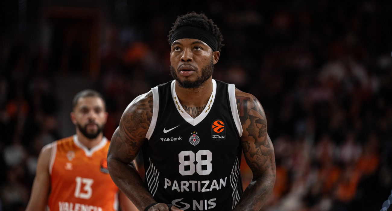 Ο Ταϊρίκ Τζόουνς με τη φανέλα της Παρτίζαν / Πηγή: JM Casares / Euroleague Basketball via Getty Images