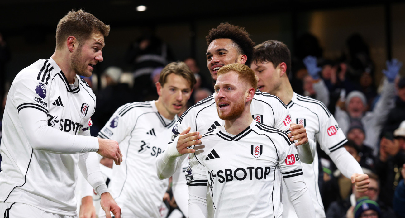 Οι παίκτες της Φούλαμ πανηγυρίζουν το γκολ του Ριντ / Πηγή: Clive Rose / Getty Images / Ideal Images