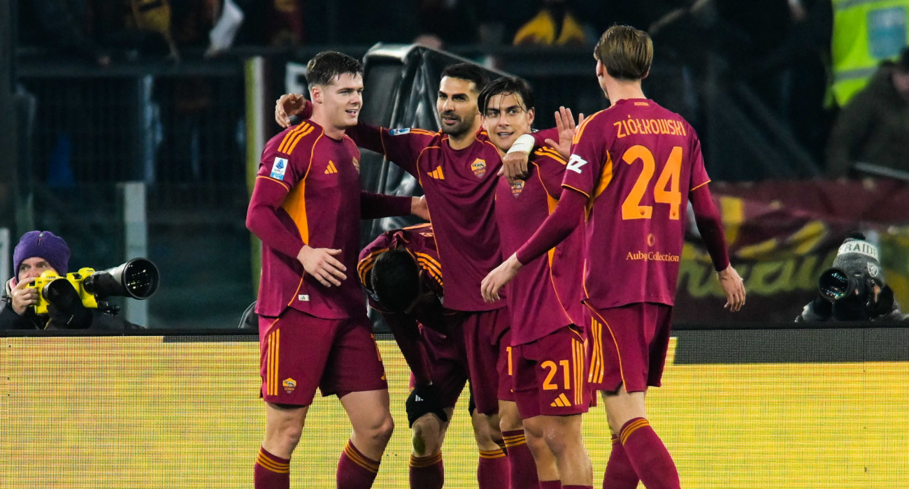 Οι ποδοσφαιριστές της Ρόμα πανηγυρίζουν / Πηγή: Getty