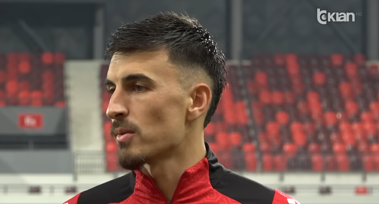 Ο Γιούλιαν Σέχου / Screenshot