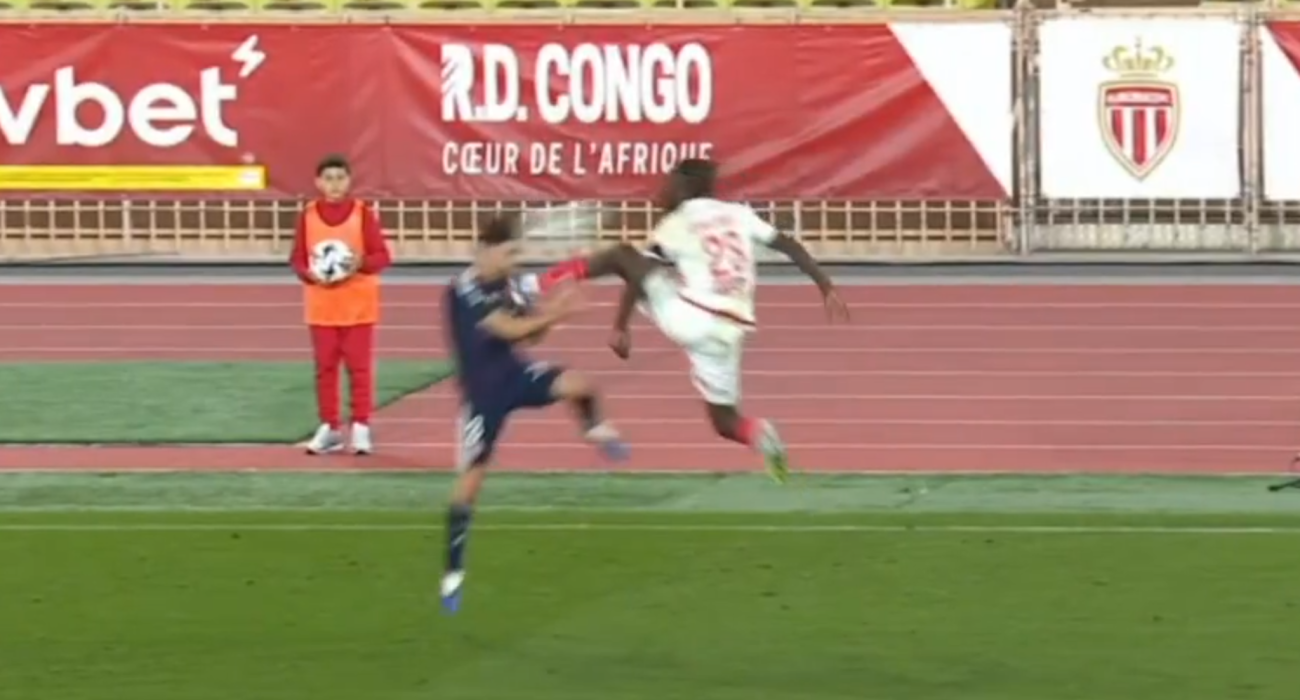 Παραλίγο να του κόψει την καριέρα - Το «δολοφονικό» μαρκάρισμα του Κουλιμπαλί στον Ταλιαφίκο (video)