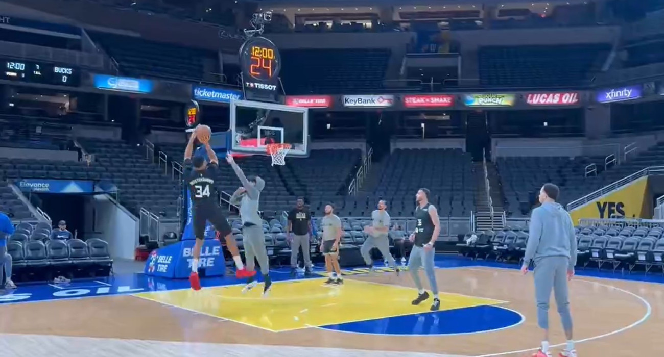 ο Αντετοκούμπο μετά τον τραυματισμό / πηγή: screenshot