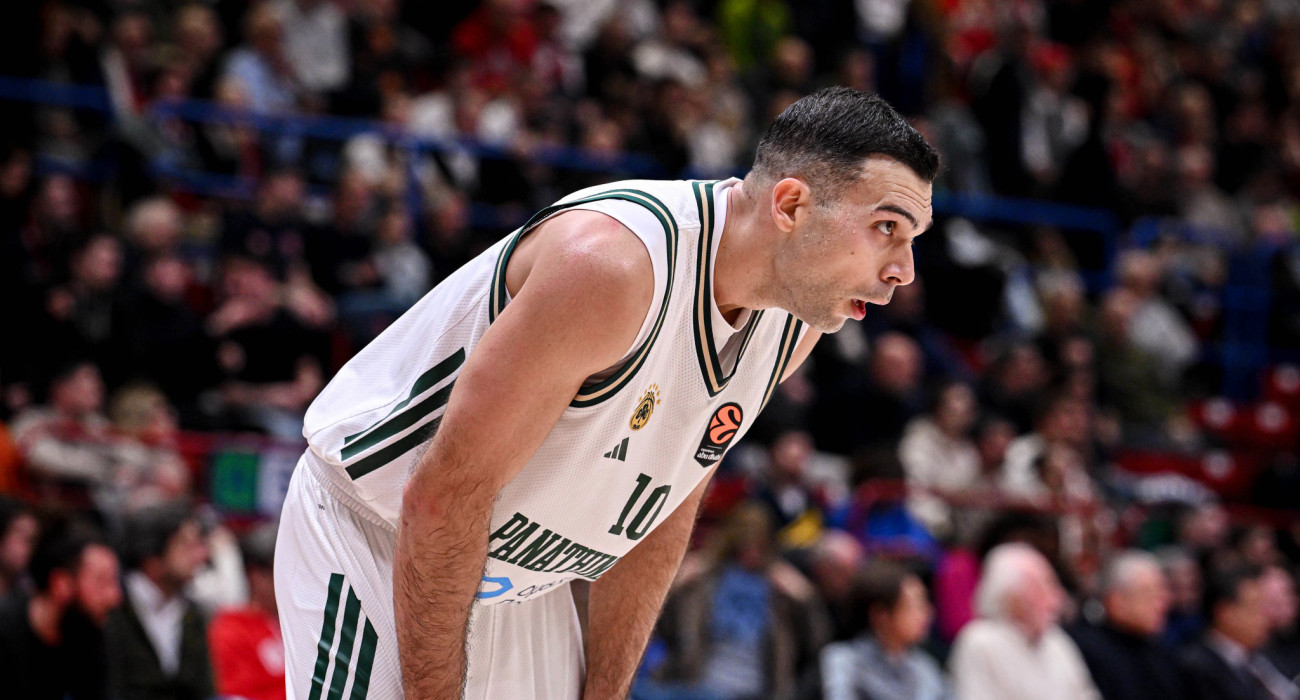 Ο κατάκοπος Κώστας Σλούκας, στην Λομβαρδία πάλευε μόνος του / Πηγή: Eurokinissi