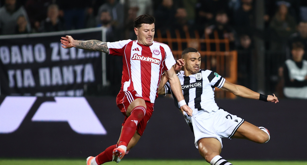 Ο Τζουλιάν Μπιανκόν και ο Γιώργος Γιακουμάκης / Πηγή: Eurokinissi