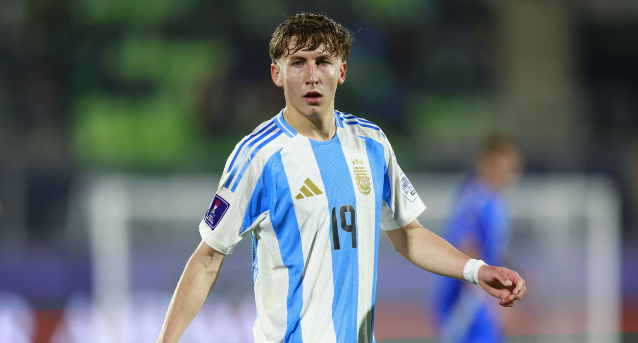 Ο Σαντίνο Αντίνο της Γοδόι Κρουζ με τη φανέλα της εθνικής Αργεντινής / Πηγή: Hugo Rivera/Jam Media / Getty Images