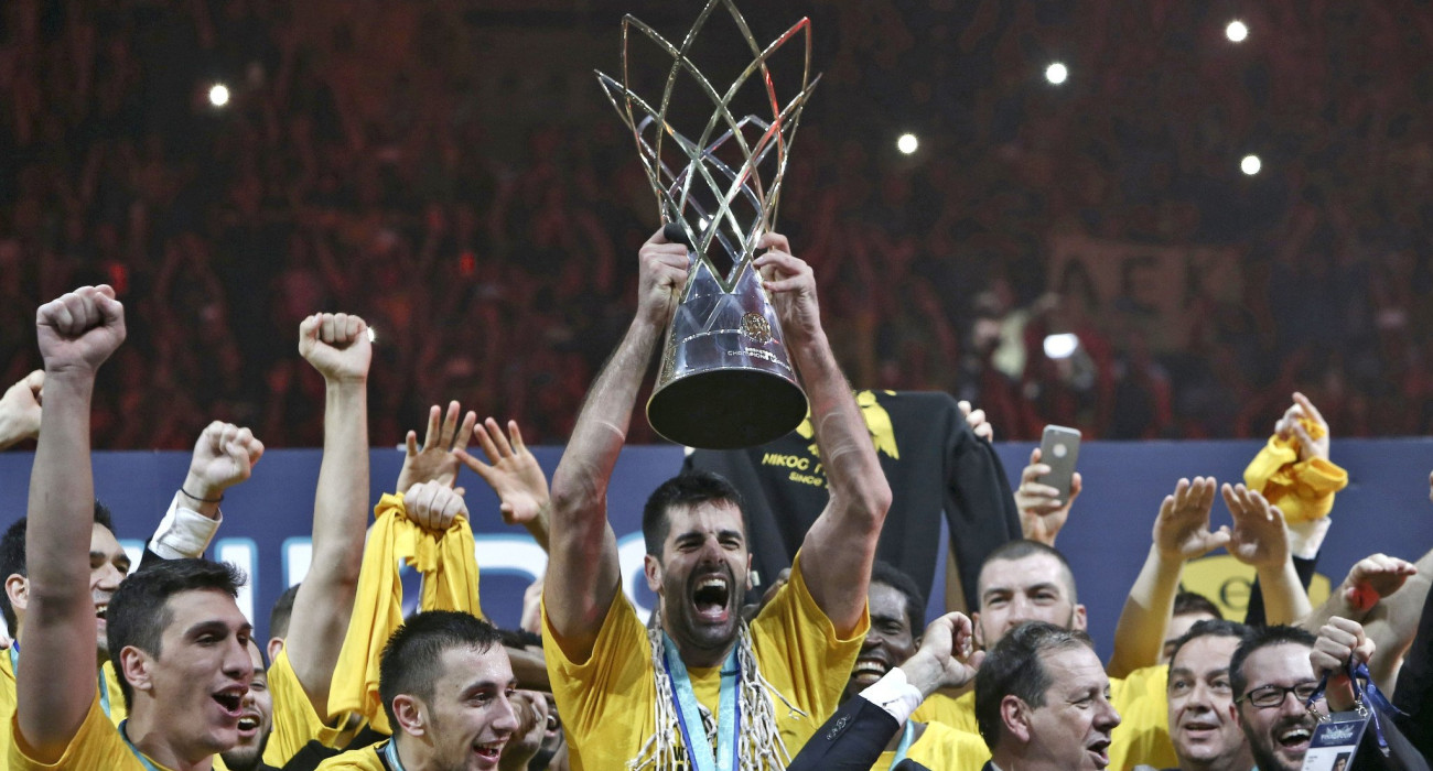 Η νύχτα που η ΑΕΚ έγινε... μοναδική Βασίλισσα σε όλη την Ευρώπη! (videos) Η νύχτα που η ΑΕΚ έγινε... μοναδική Βασίλισσα σε όλη την Ευρώπη! (videos)