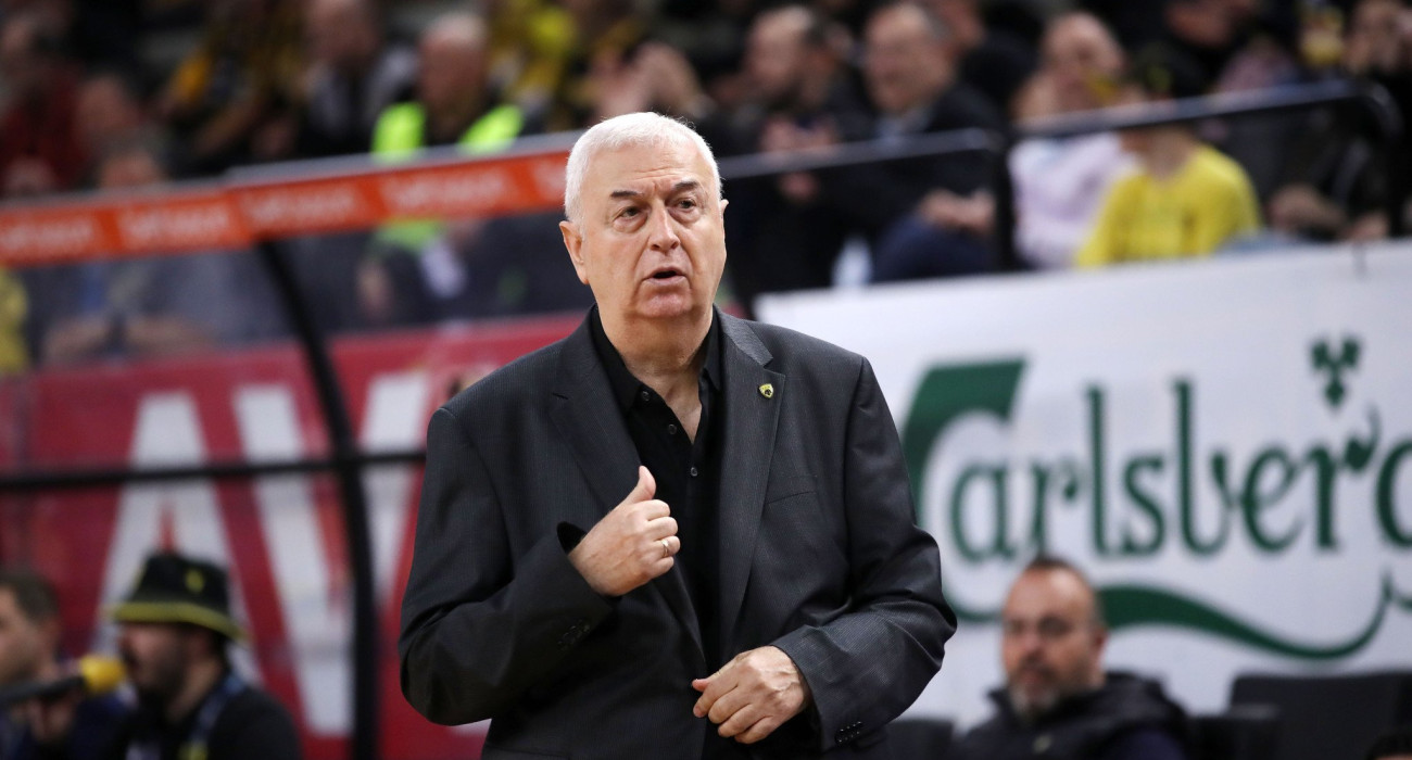 Σάκοτα: «Να μην έχουμε το μυαλό μας στο Final 4, πάμε να δείξουμε ότι είμαστε ανταγωνιστικοί» Σάκοτα: «Να μην έχουμε το μυαλό μας στο Final 4, πάμε να δείξουμε ότι είμαστε ανταγωνιστικοί»