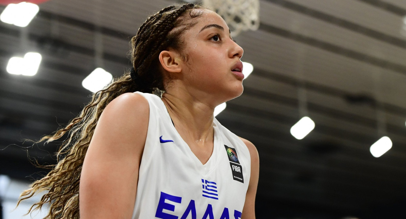 Χειρουργείο και εκτός EuroBasket Γυναικών η Έλενα Τσινέκε Χειρουργείο και εκτός EuroBasket Γυναικών η Έλενα Τσινέκε