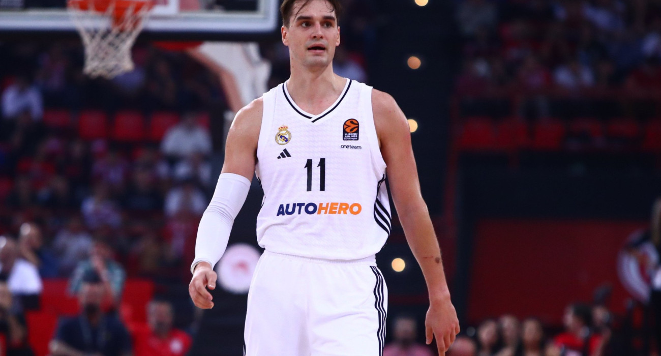 «Καμπανάκι NBA για Χεζόνια - Αμφίβολο το μέλλον του στη Ρεάλ» «Καμπανάκι NBA για Χεζόνια - Αμφίβολο το μέλλον του στη Ρεάλ»