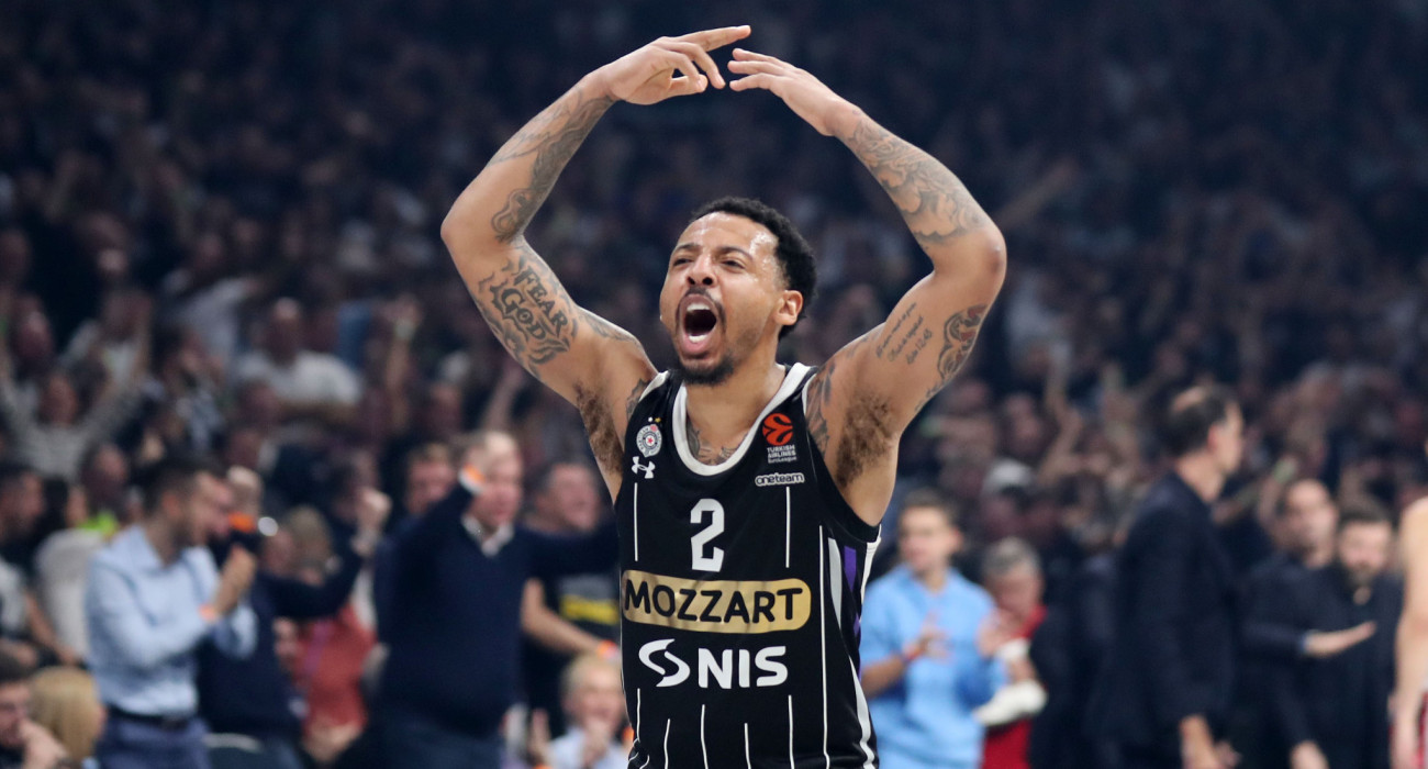 Μένει στη Σερβία με στόχο την κατάκτηση της Euroleague ο Τζόουνς Μένει στη Σερβία με στόχο την κατάκτηση της Euroleague ο Τζόουνς