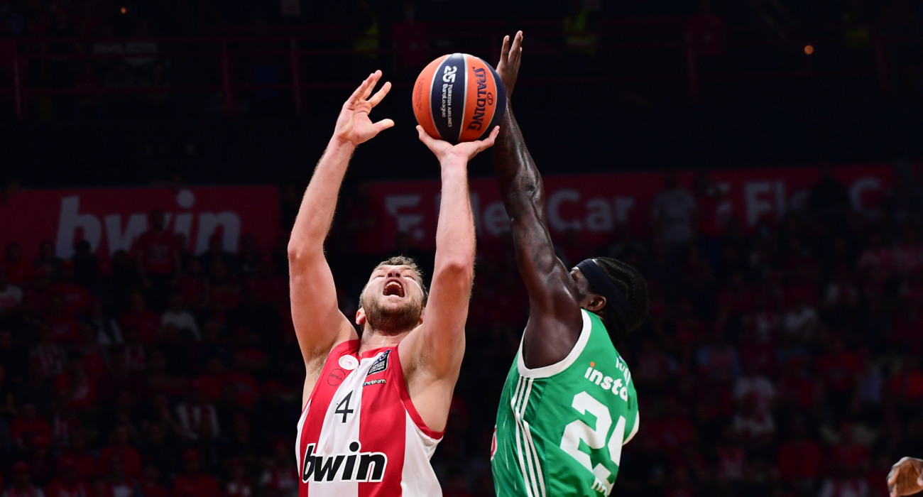 Η σημαντική απόφαση της Euroleague που επιτρέπει σε Παναθηναϊκό και Ολυμπιακό δύο ακόμα μεγάλες μεταγραφές Η σημαντική απόφαση της Euroleague που επιτρέπει σε Παναθηναϊκό και Ολυμπιακό δύο ακόμα μεγάλες μεταγραφές