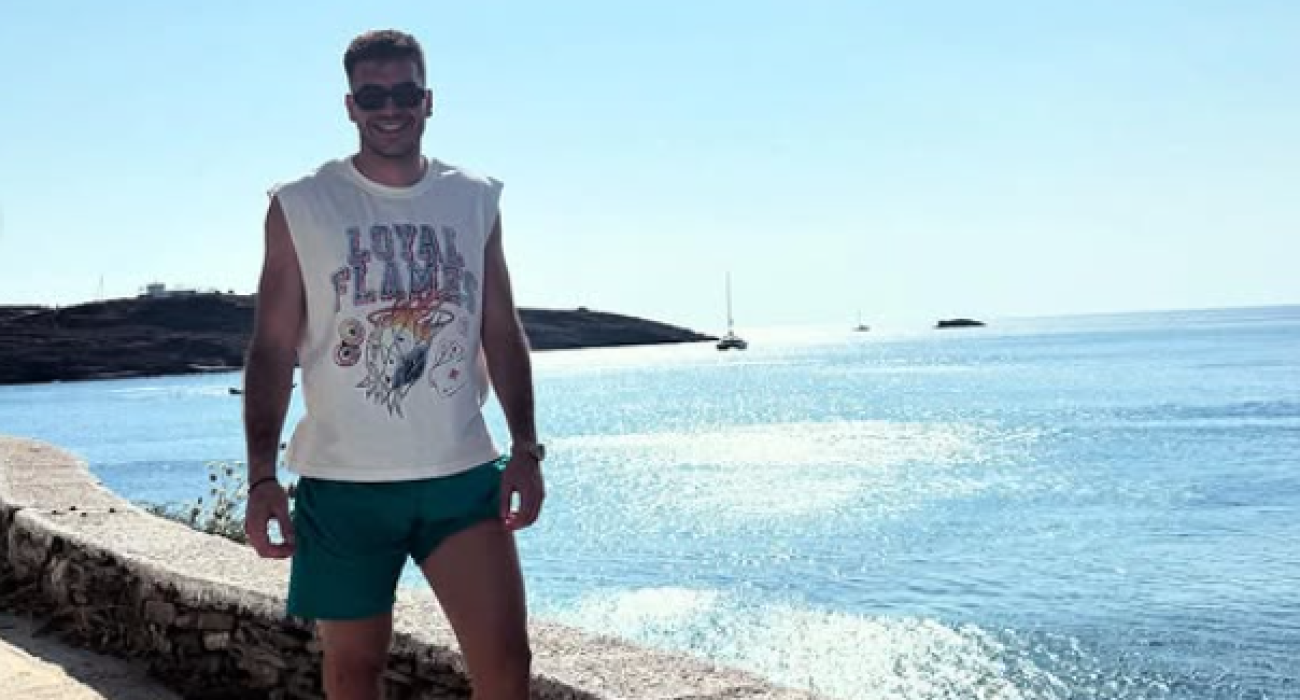 Στιγμές χαλάρωσης για Ιωαννίδη και Βουλγαράκη στην Κύθνο Στιγμές χαλάρωσης για Ιωαννίδη και Βουλγαράκη στην Κύθνο
