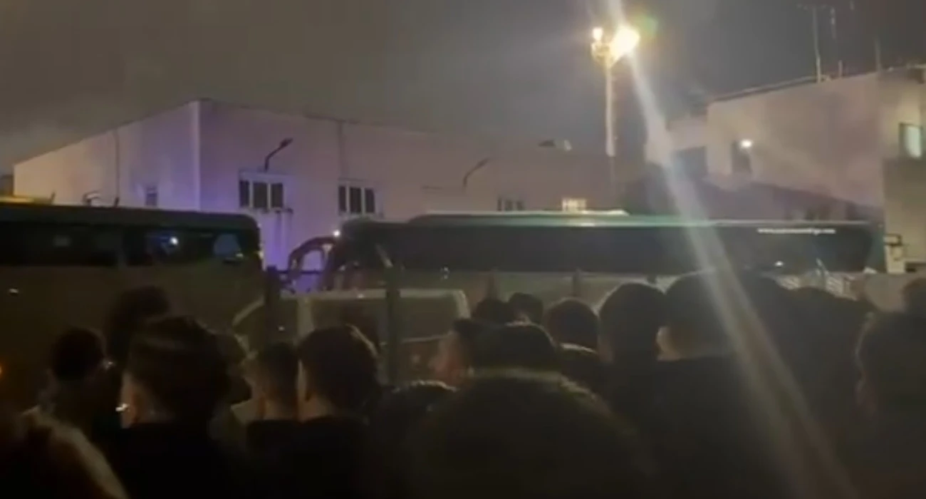 Λαϊκά δικαστήρια από τους οπαδούς της Βαλένθια – Έσπασαν το πούλμαν της ομάδας