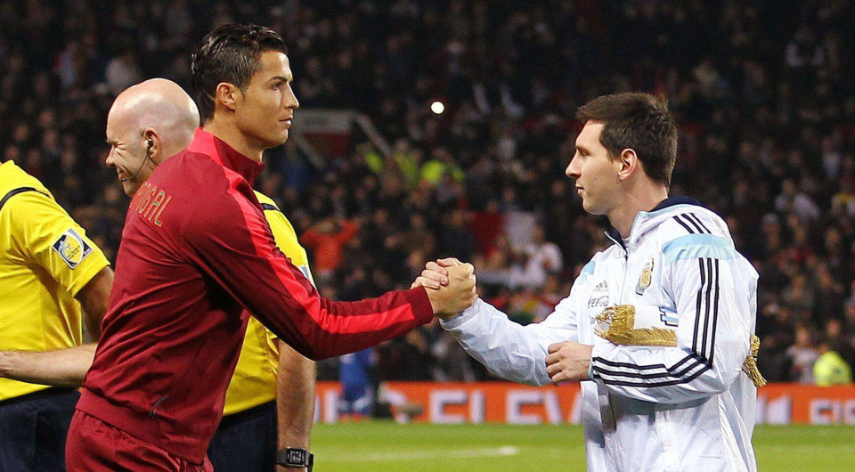 Ούτε ο Μέσι, ούτε ο Ρονάλντο - Αυτός ο παίκτης πούλησε τις περισσότερες φανέλες το 2025