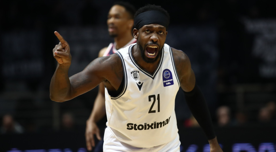 Ο Μπέβερλι ήταν... εκεί κι ο ΠΑΟΚ διέλυσε τον Πανιώνιο στην Πυλαία