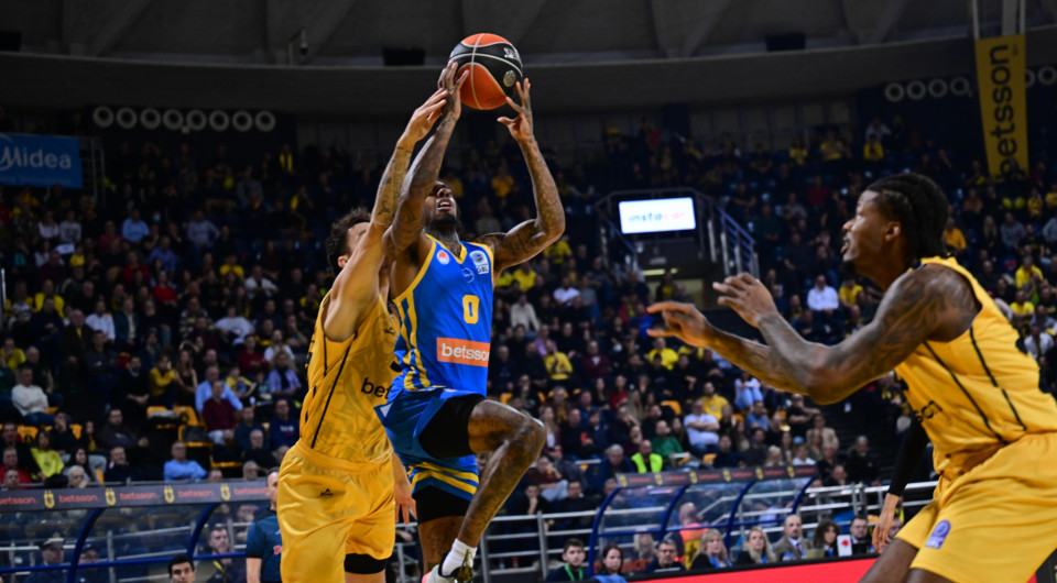 Live: Άρης - Περιστέρι