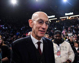 NBA Europe: Ο Άνταμ Σίλβερ βρίσκεται στο Λονδίνο για συζητήσεις με επενδυτές και χορηγούς NBA Europe: Ο Άνταμ Σίλβερ βρίσκεται στο Λονδίνο για συζητήσεις με επενδυτές και χορηγούς