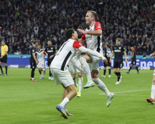 Φουλ για Champions League η Άιντραχτ, 1-0 την Στουτγκάρδη Φουλ για Champions League η Άιντραχτ, 1-0 την Στουτγκάρδη