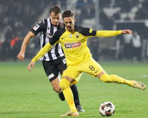 Τι θέλoυν ο ΠΑΟΚ και η ΑΕΚ την τελευταία αγωνιστική των playoffs της Super League Τι θέλoυν ο ΠΑΟΚ και η ΑΕΚ την τελευταία αγωνιστική των playoffs της Super League