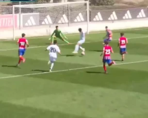 Στα 15 του, ο γιος του Μαρσέλο λάμπει ήδη με την U19 της Ρεάλ - Εδωσε ασίστ με τακουνάκι (vids) Στα 15 του, ο γιος του Μαρσέλο λάμπει ήδη με την U19 της Ρεάλ - Εδωσε ασίστ με τακουνάκι (vids)